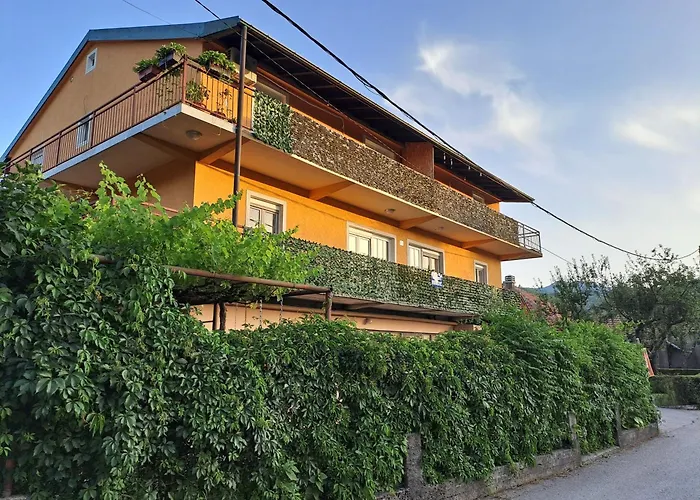 Apartments Mirkovic