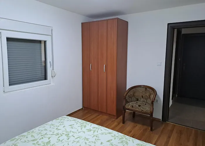 Apartments Mirkovic
