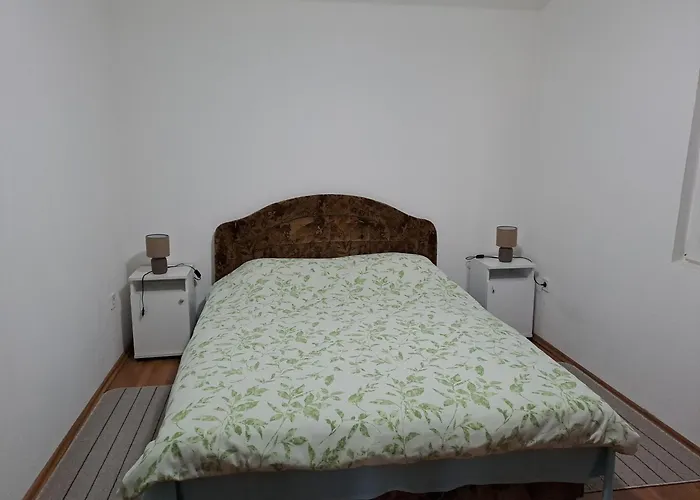 Apartments Mirkovic