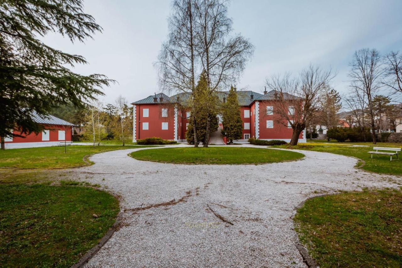 Apartment Mirkovic Cetinje