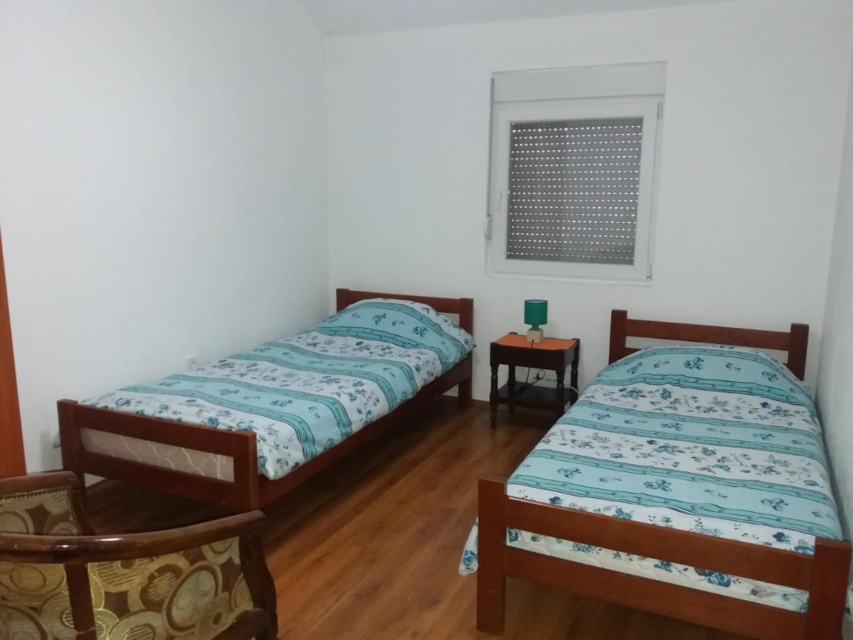 Mirkovic Apartment *